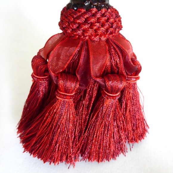 NEW 5” DECORATIVE ACCENT ROYAL CROWN TOPPED RED BURGUNDY BEADED RIBBON TASSEL - Picture 7 of 9